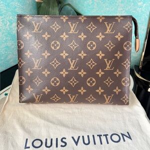 Authentic Louis Vuitton Toiletry 26 Monogram